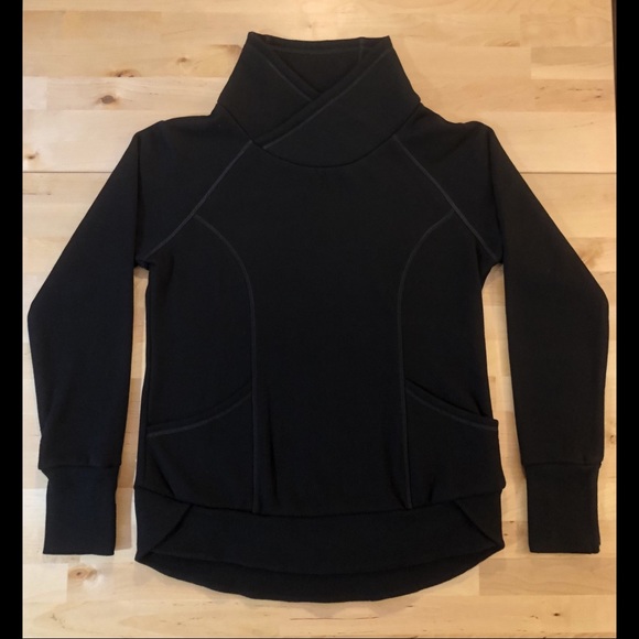 Women’s Cozy Pullover Sweater - Picture 2 of 4